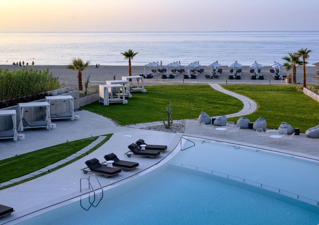Nautilux Rethymno By Mage Hotels Dış mekan fotoğraf The Westin Resort and Villas, Naoussa, Paros